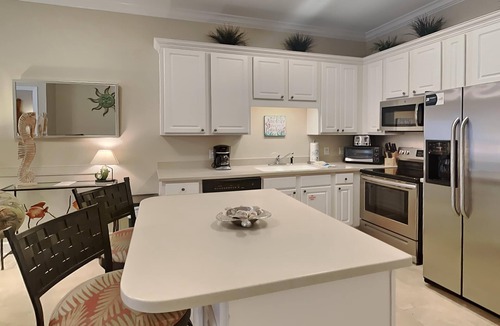 Seagrove Beach Condo | Seagrove Highlands by Southern Vacation Rentals