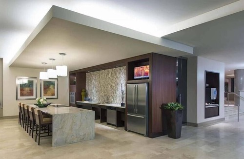Seaport District Apartment | Seaport 1BR close to Downtown Boston | nr Boston Commons