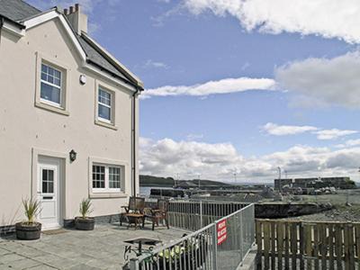 Garlieston House | Seaview