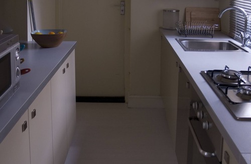 Tynemouth Apartment | Seaview Tynemouth Apartment and Parking. Pet friendly!
