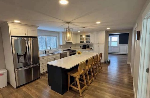 North Windham House | Sebago Basin Retreat | Sleeps 12 | Beach Access | Mooring | Kayaks | Fire Pit