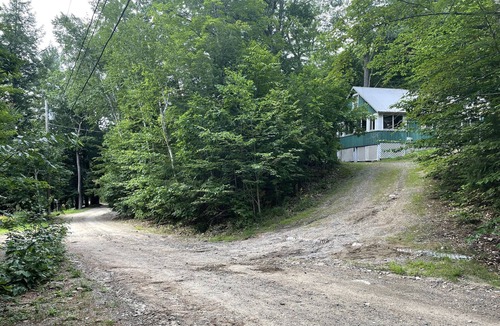 Naples Cottage | Sebago cottage with beach & boat launch