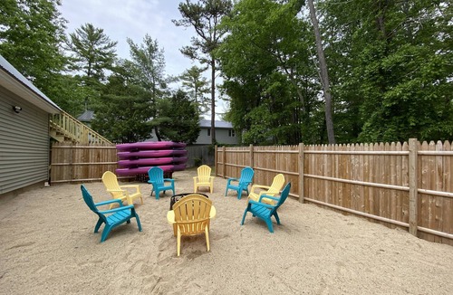 South Casco House | Sebago Lake Home with Mountain & Lake Views