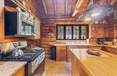 South Casco Cabin | Sebago Lake Log Home with Sandy Beach!