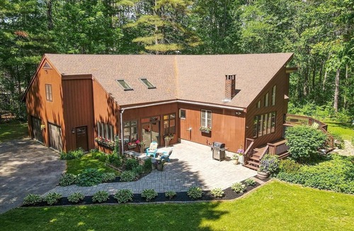Windham House | Sebago Pine Lodge +Bonus Yurt!