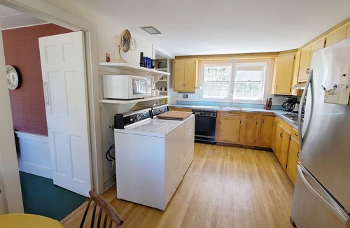 Wellfleet House | Secluded 3BD Classic-On Seven Acres Abutting Conservation Land, A/C, Large Deck