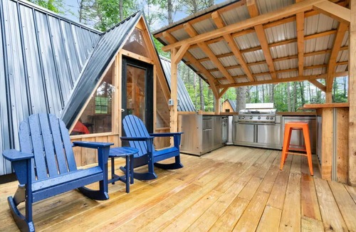 Oxford Cabin | Secluded A-Frame Cabin Retreat in Oxford