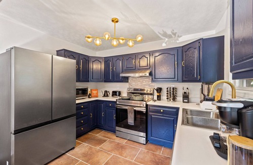 Chaplin House | Secluded Bourbon Trail Retreat Hot Tub, Barrel Sauna, Fire Pit, Game Room