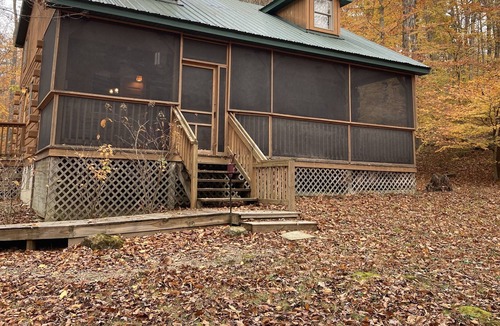 Birdseye Cabin | Secluded Cabin next to Patoka Lake