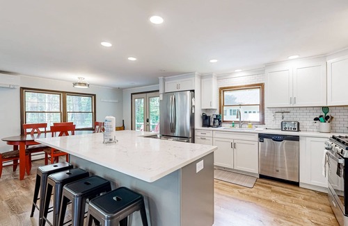 Readfield House | Secluded escape with three beaches, lake access, grill & fast WiFi - dogs OK