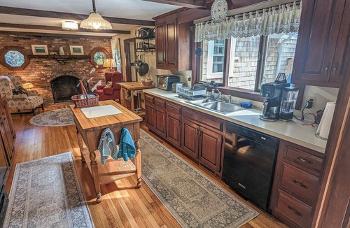 East Dennis House | Secluded Family/Pet Friendly Home in E. Dennis, Near Beaches