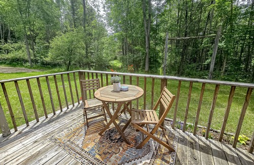 Honor House | Secluded Home with Firepit, Gas Grill, WIFI, WFH Station & Private W/D