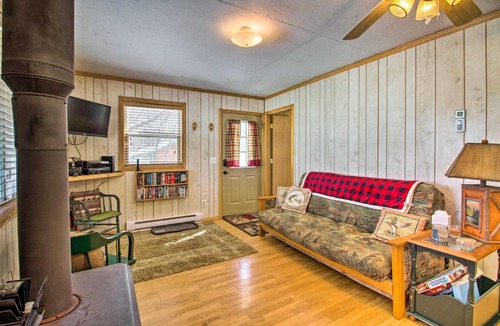 Remer House | Secluded Remer Cabin w/Lake Access!