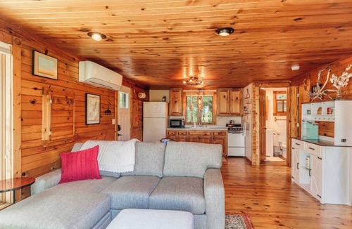 Little Sturgeon Cabin | Secluded Waterfront Cottage with Kayaks and Fire Pit