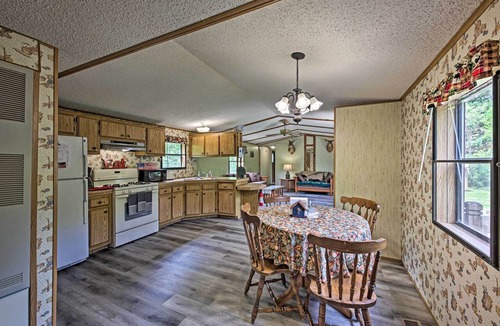 Arkdale Cottage | Secluded Woodsy Cabin: Hike, Fish, Hunt + Atv!