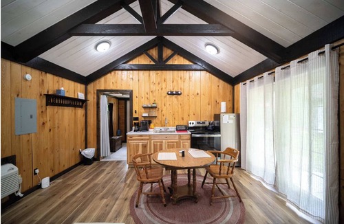 Farmdale House | Selah Studio @ Agape Aldea | Peaceful Country Escape