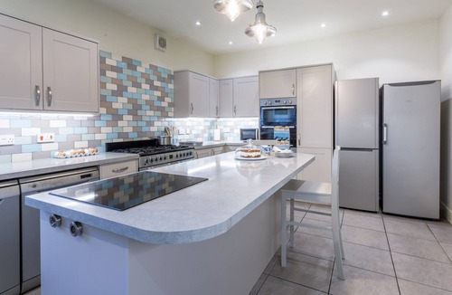 Berwick-upon-Tweed Apartment | Self-catering accommodation in a beautiful location overlooking Holy Island on the Northumberland co
