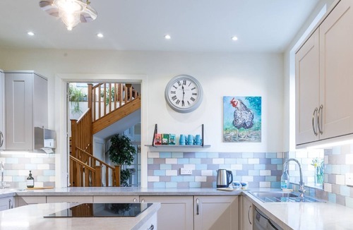 Berwick-upon-Tweed Apartment | Self-catering accommodation in a beautiful location overlooking Holy Island on the Northumberland co
