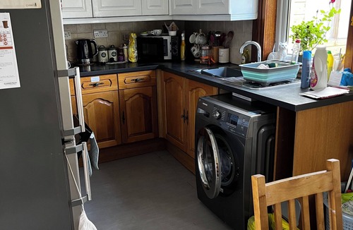 Edinburgh Villa | Semi detached house. 2 bedrooms in a desirable location.