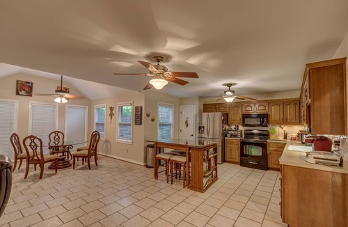 Masterson Station House | Sensational Group Getaway