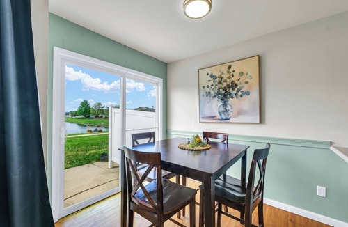 Champaign House | Serene 3-bedroom townhouse with water view