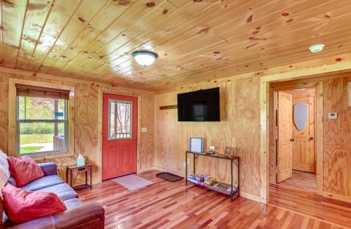 Beattyville House | Serene Beattyville Cabin: 24 Mi to Red River Gorge