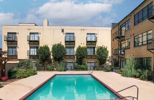 Downtown West Apartment | Serene Living Downtown STL Loft