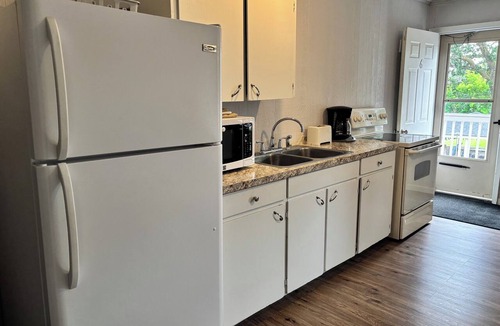 Baudette Condo | Serene, Waterfront 1-bedroom apartment with AC on the Rainy River. Sleeps 4