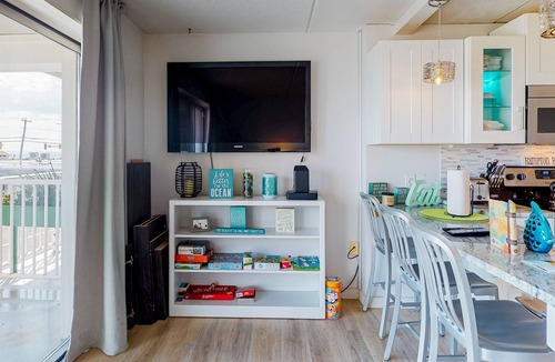 Hampton Condo | Serenity by the Sea Beach Condo with Free WiFi, Shared Pool, & Ocean Views
