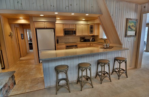 Cable House | Serenity on Lake Owen | Stunning Lakefront Views | Pool Table | Private Dock