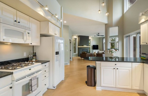 Traverse City House | Serenity Overlook-Luxury Estate With Hot Tub