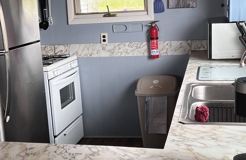 Hammondsport House | Shade of Gray at Splitrock