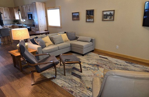 Shell Lake House | Shell Lake Getaway. Spacious 3-bedroom home on 85 acres in nearby Beaver Brook
