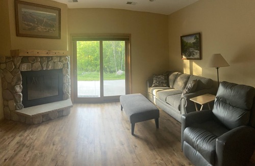 Grand Rapids House | Sherry's Arm on Pokegama Lake