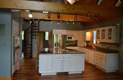 Naples House | Shimmering Cove Retreat