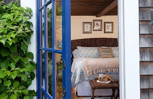East Orleans Bed & Breakfast | Ship's Knees Inn