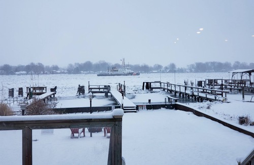 Roberts Landing House | Ship Watcher's Paradise on the St. Clair River