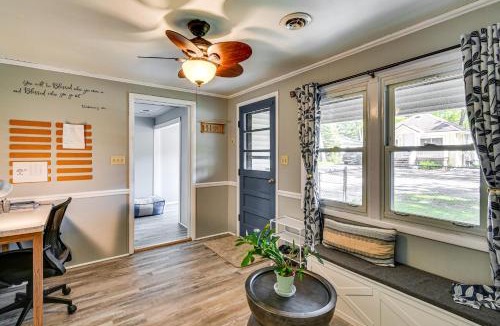 Prudenville House | Shop, Dine, Walk to Houghton Lake! Family Getaway