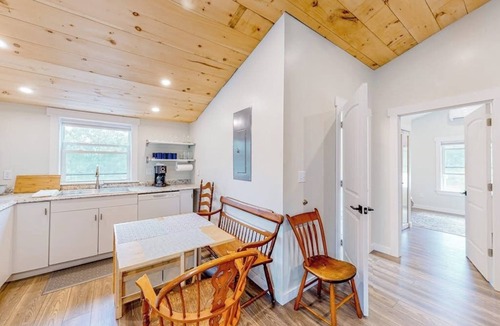 Kennebunk Condo | Shorelands, Unit 44-3 | Condo in Kennebunk with pool and playground access
