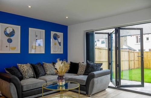 Framwellgate Moor Apartment | Short Stays, Free Parking, Contractors, Families - Large Home