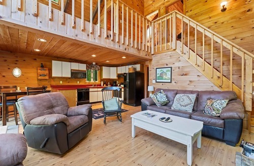 Standish Cottage | SHORT WALK TO A LARGE SANDY BEACH