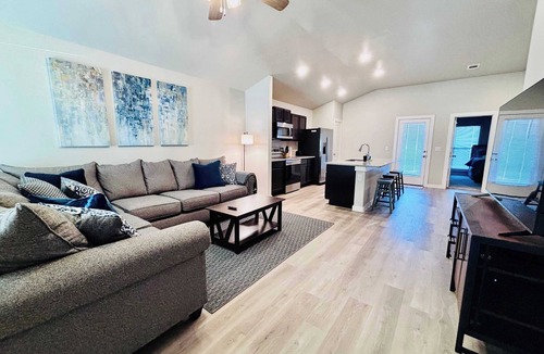Lubbock House | Simplicity Stay - 3BR/2BA - Family Friendly