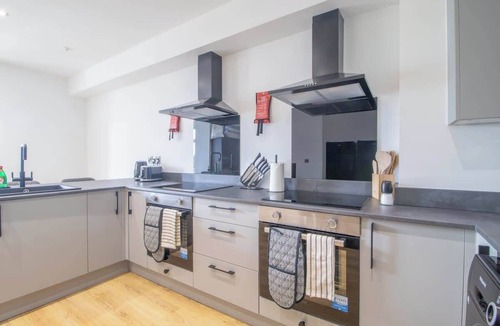 Grangemouth Apartment | Single ensuite room nr Falkirk with self-check-in