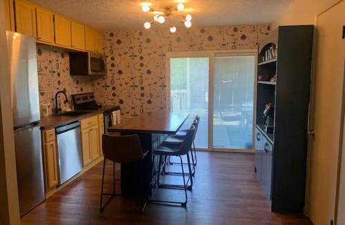 Bridgetown House | Single Family Home 4 Bed 1.5 Bath Bridgetown Cincy OH Beautiful back yard!