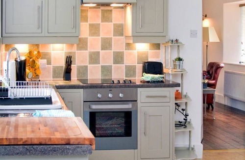 Barrasford Cottage | Single storey cottage for four guests in the grounds of Haughton Castle, Northumberland