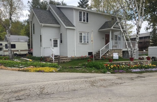 Sister Bay House | Sister Bay Parkview Beach Cottage #2