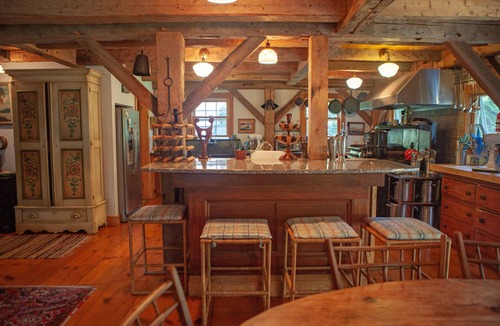 Orleans House | Skaket Beach - 4 BR/3 BA - Post and Beam Walk to Skaket
