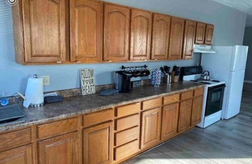 South Park Apartment | SkyView of Dayton -5 mins to UD & Downtown Dayton