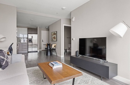West End Apartment | Sleek North Station 1BR w/W/D & Gym, nr TD Garden, by Blueground