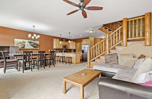 McGregor House | Sleep 10-4 bedroom-Big Sandy Lake